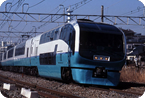 The Super View Odoriko Series 251: 10-car trains