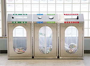 分別ゴミ箱(駅)