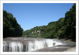 吹割の滝