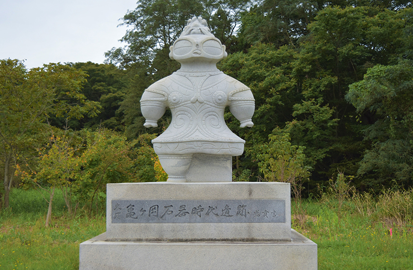 亀ヶ岡石器時代遺跡から出土した遮光器土偶こと、しゃこちゃんの