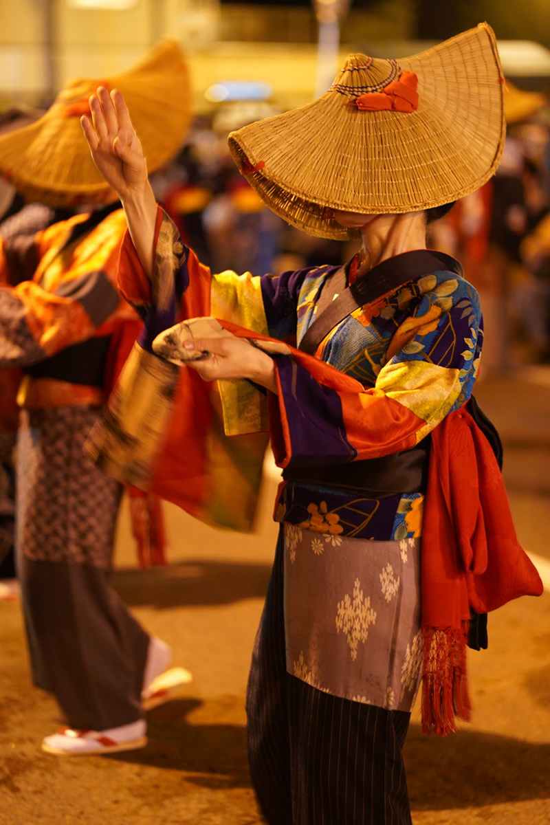 端縫い衣装