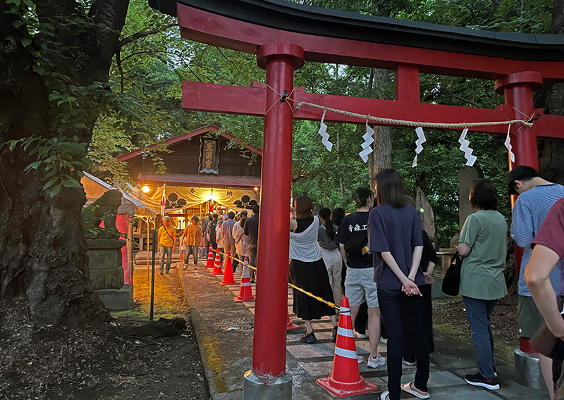 夕暮れの社殿