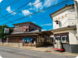 東薫酒造