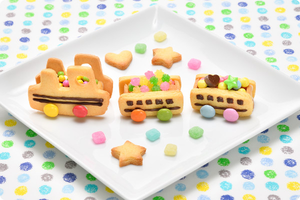 チョコでぴったんこ♪組み立てデコクッキー