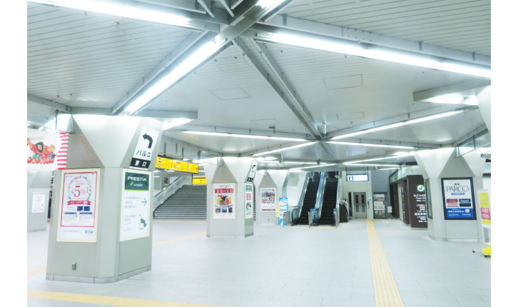 駅舎の天井耐震工事（浦和駅）