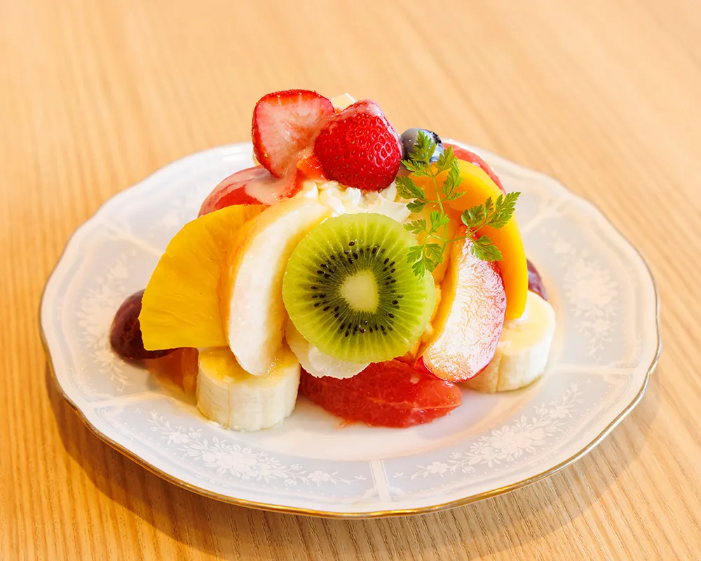 フルーツパフェ