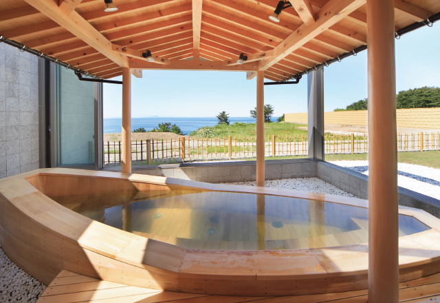 八森いさりび温泉「ハタハタ館」