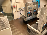 車いす対応座席（新幹線）の写真