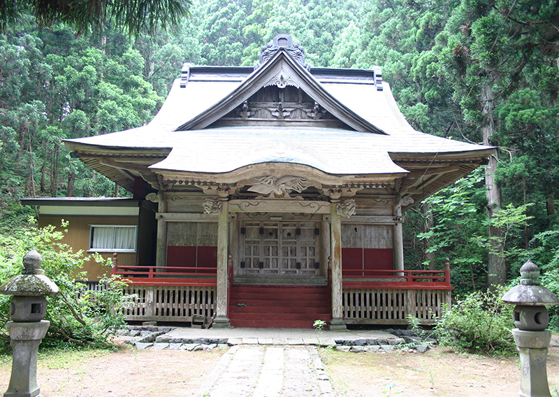 森子大物忌神社の拝殿