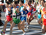 積極的にレースに挑む1区中谷選手