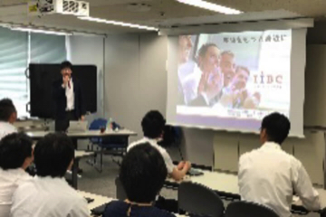 Efforts to improve English proficiency to improve communication skills