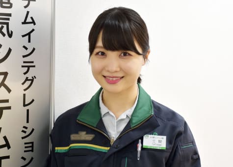 立間 桃子 MOMOKO TATSUMA