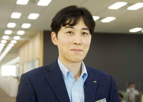 髙𣘺 俊介 SHUNSUKE TAKAHASHI