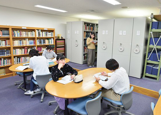 図書室の写真
