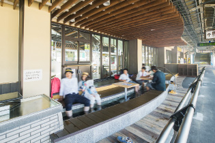 湯本駅 エコステ