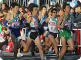 1区高田選手の群馬県庁前のスタート