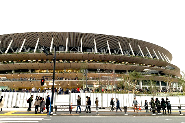 混雑緩和WG 「新国立競技場オープニングイベントにおける駅構内人流調査」