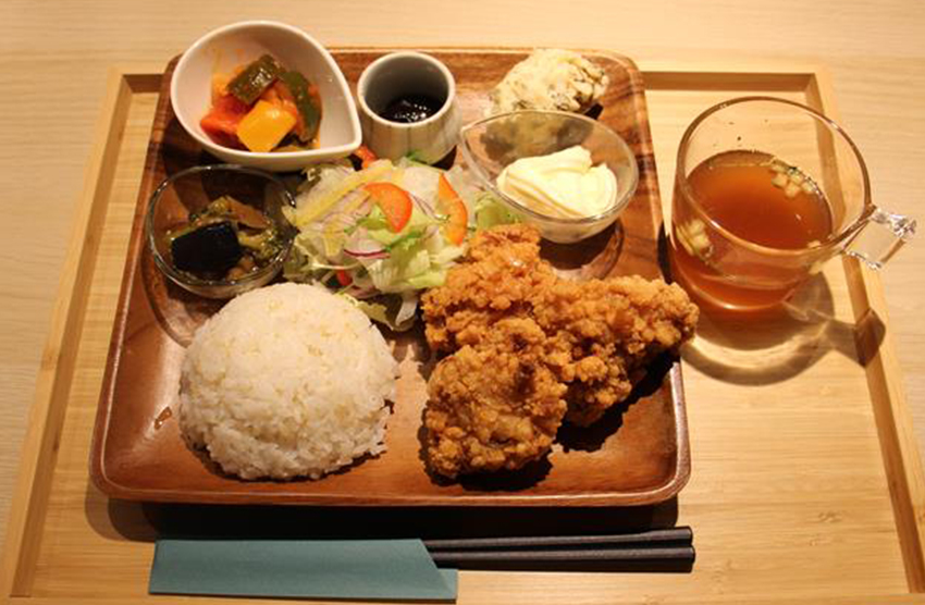 流しそうめん