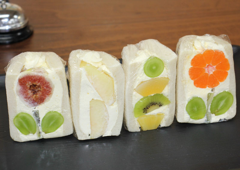 フルーツサンド