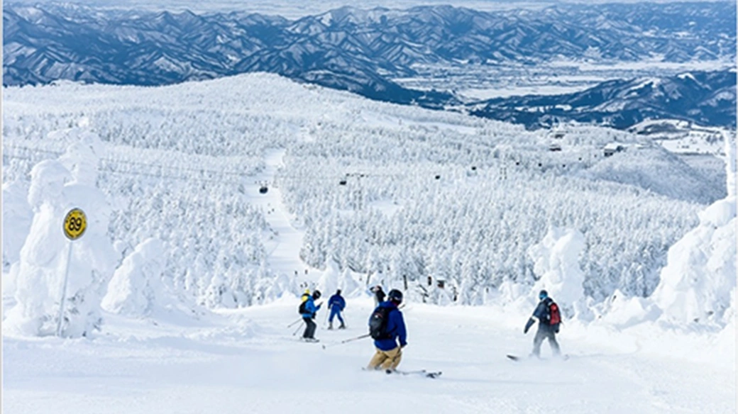 蔵王温泉スキー場＋蔵王アストリアホテル(山形県)