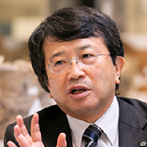 講師:岡田康博氏の写真