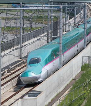 320km/hで運転イメージ