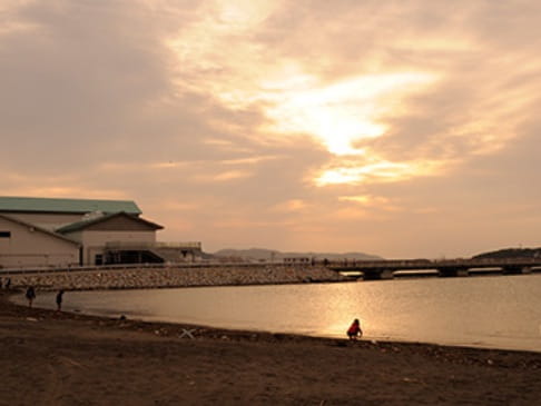 Photo: Nagisa no Eki Tateyama (oceanfront tourist facility)