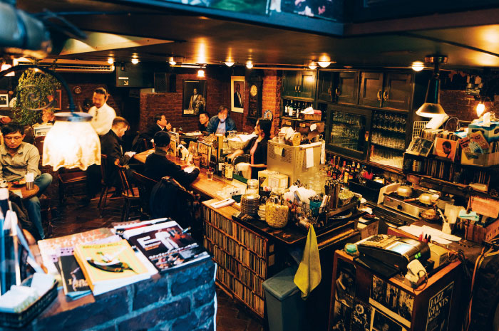 新宿「DUG(ダグ)」