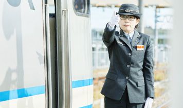 駅 乗務員 エリア職 採用コース 主な仕事内容 採用情報 Jr東日本 駅 乗務員 エリア職 採用コース 主な仕事内容 採用情報 Jr東日本