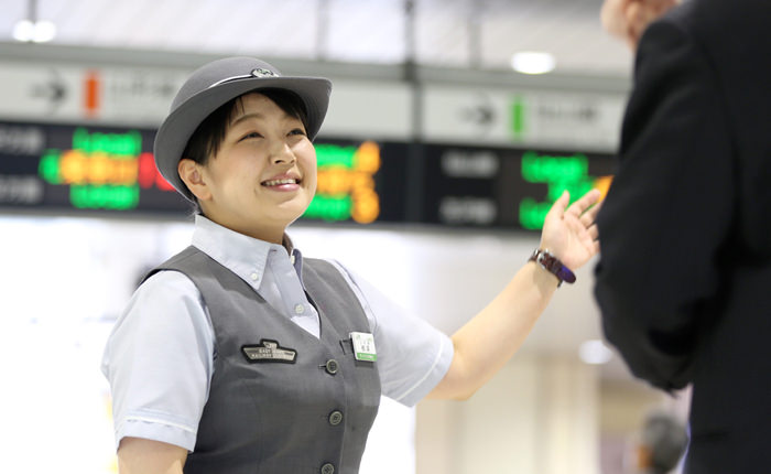 [最も共有された！ √] Jr 東日本 女性 駅員