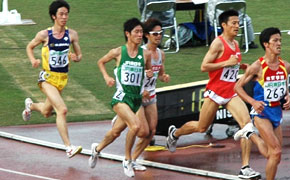 10000mで健闘する中谷選手