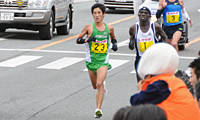 28km付近の先頭集団の藤原選手