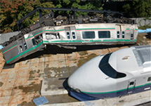 「事故の歴史展示館」の展示車両の写真