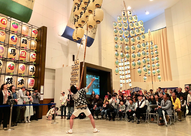 竿燈実演