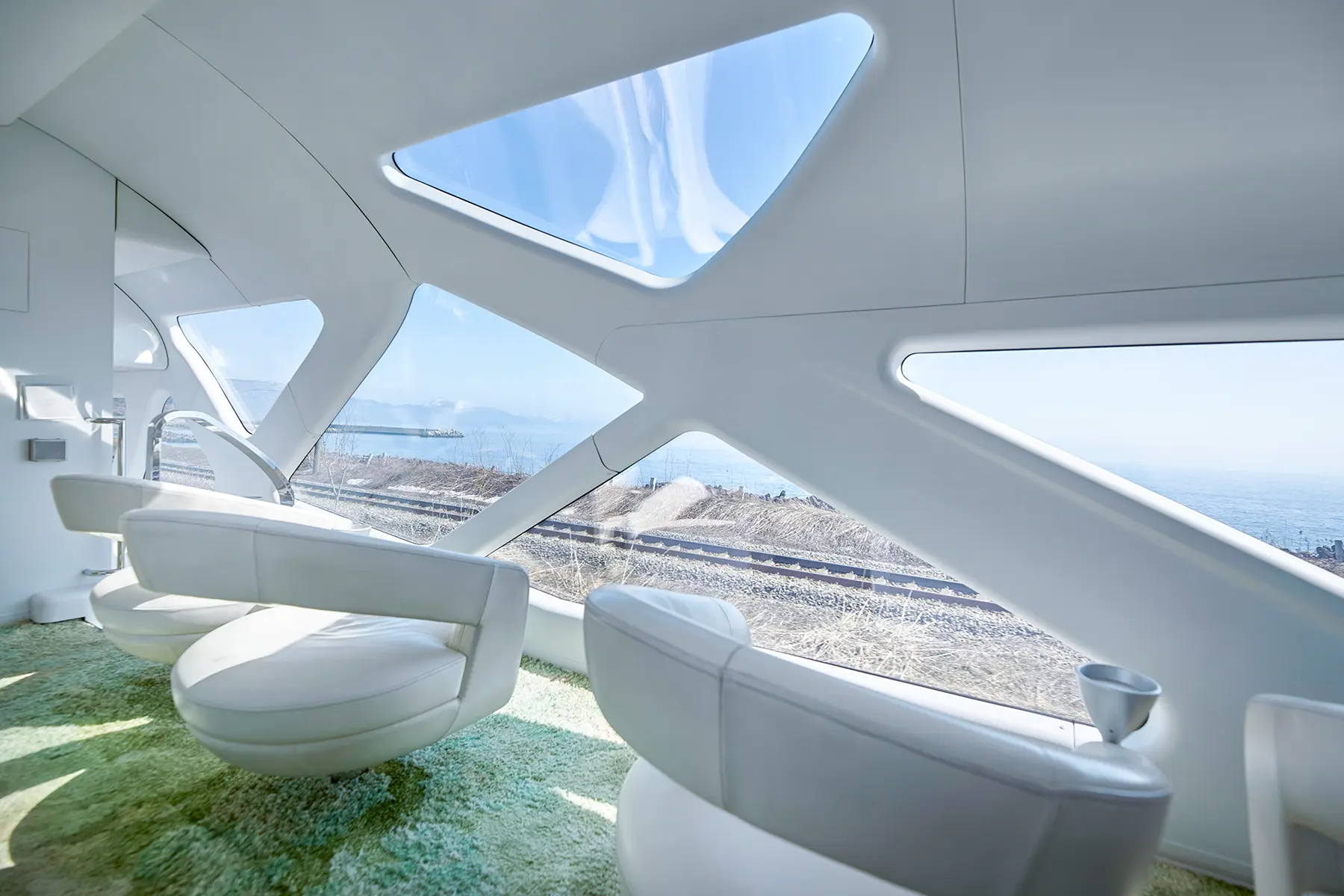 image:Seating with a Panoramic View