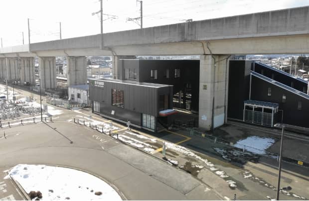 東北本線岩手飯岡駅東西自由通路新設