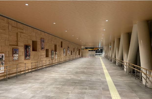 奥羽本線青森駅東西自由通路整備
