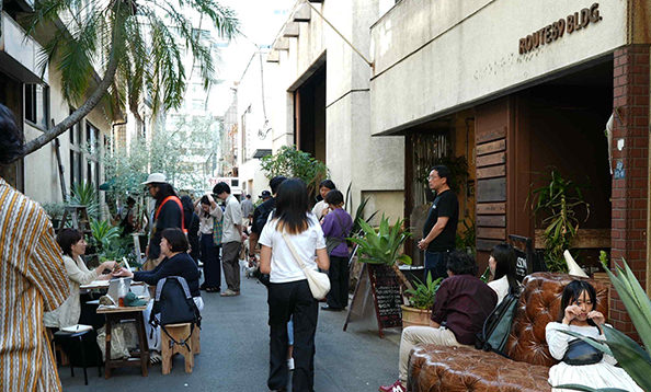 2 Days CRAFTERS MARKET ①ROUTE COMMON crafters market ②エキュート上野 CRAFTERS MARKET