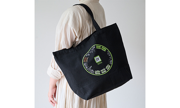 鉄道刺しゅうトートバッグ（山手線環状運転100周年）