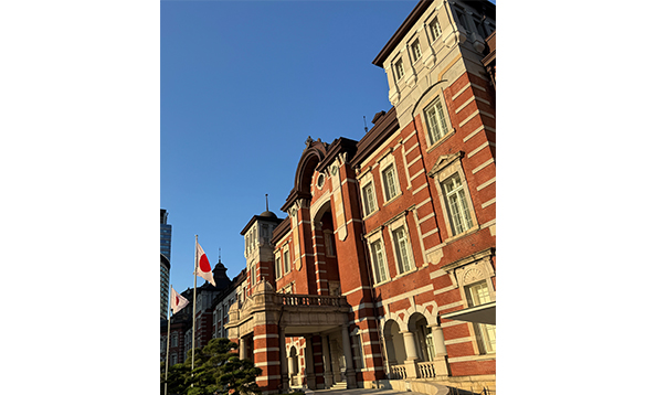 【駅ハイ】東京秋模様～皇居周辺から丸の内を歩く～