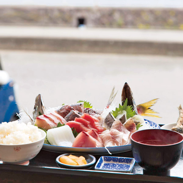 福浦漁港 みなと食堂の写真