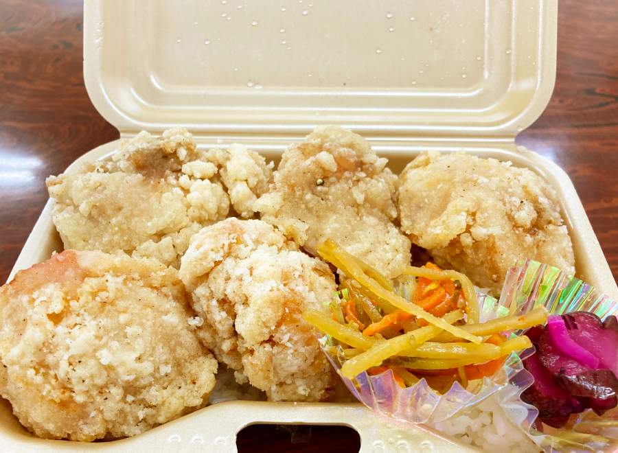 「みーとらぼ」の「小玉醸造の塩麴唐揚げ弁当」