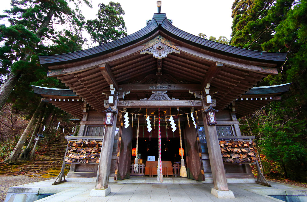 真山神社