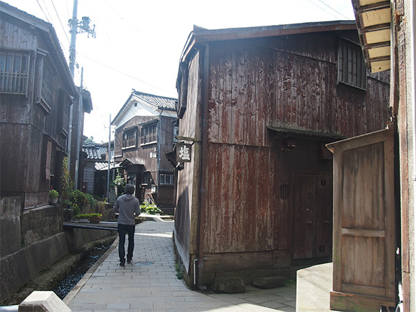 宿根木での撮影風景